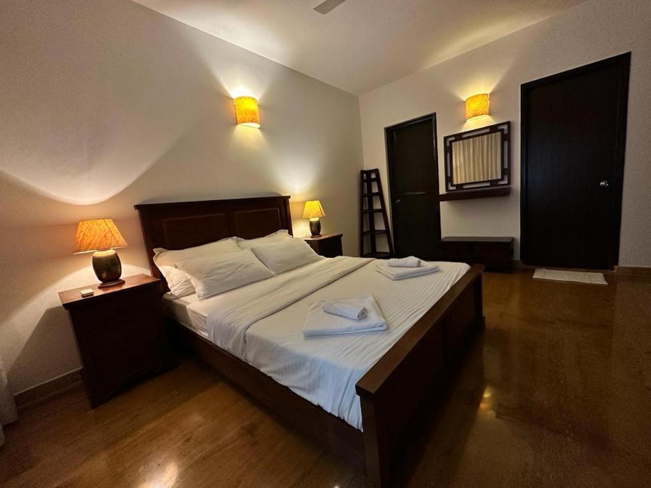 Villa M - Jia 4 Candolim Goa 3Bhk, Pool Facing, Near Beach, Free Breakfast, Free Wifi And Prime Location Aguada Exterior foto